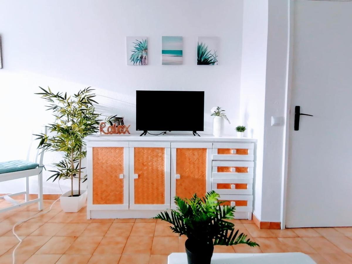 Lovely Apartment 500 M Walk To The Beach Portimão Exterior photo