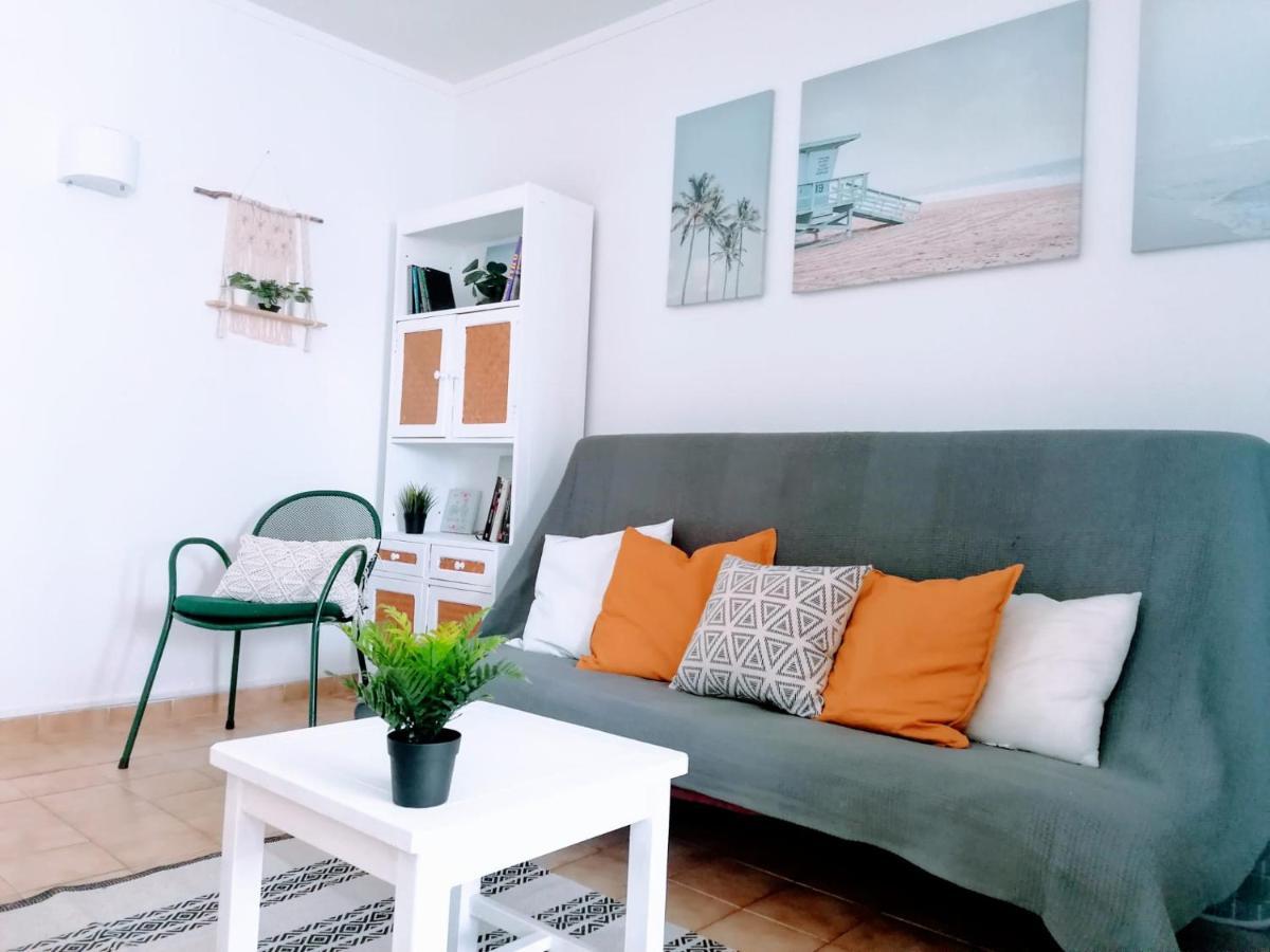 Lovely Apartment 500 M Walk To The Beach Portimão Exterior photo